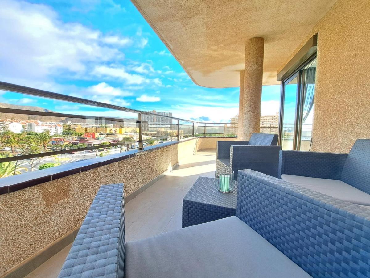 Newly Reformed 2 Bedroom Apartment In The Center Of Los Cristianos Los Cristianos  Zewnętrze zdjęcie