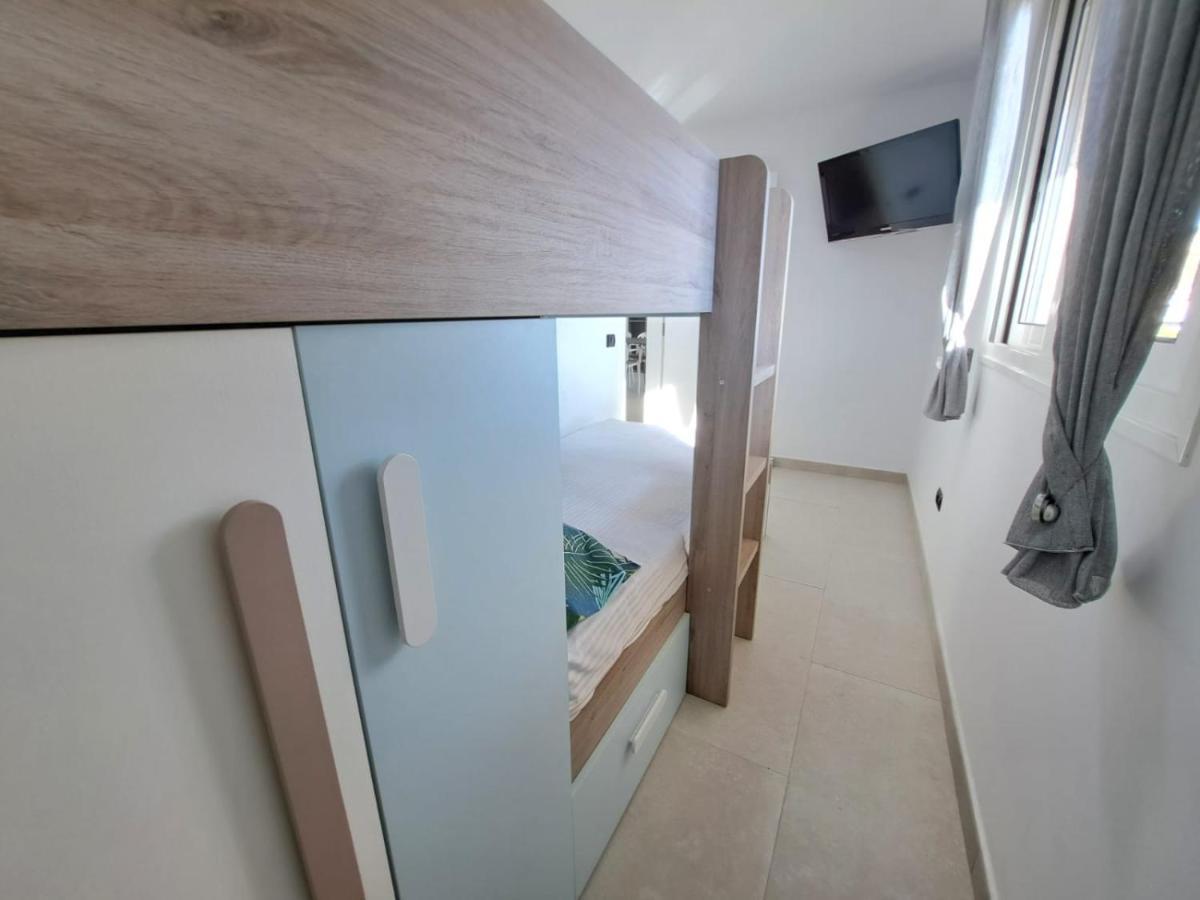Newly Reformed 2 Bedroom Apartment In The Center Of Los Cristianos Los Cristianos  Zewnętrze zdjęcie